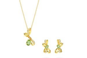 ニナ リッチ24年春夏ジュエリー、“花びらまとう”パールネックレス＆リボンモチーフのピアス