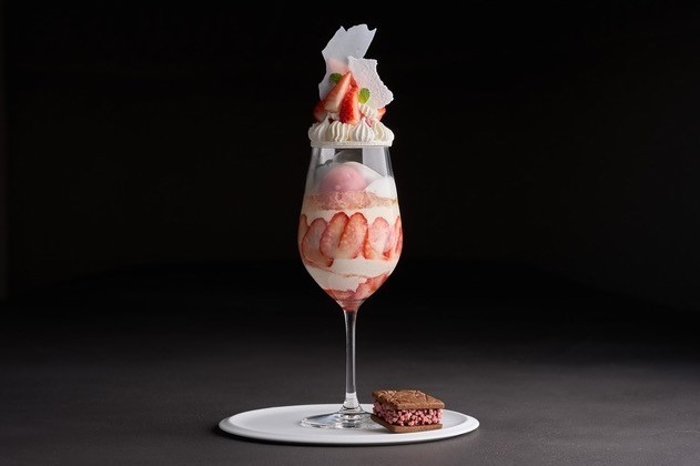 パフェ専門店「アトリエ パージュ カフェ」京都に、パリの1つ星シェフが手掛ける旬のフルーツパフェ