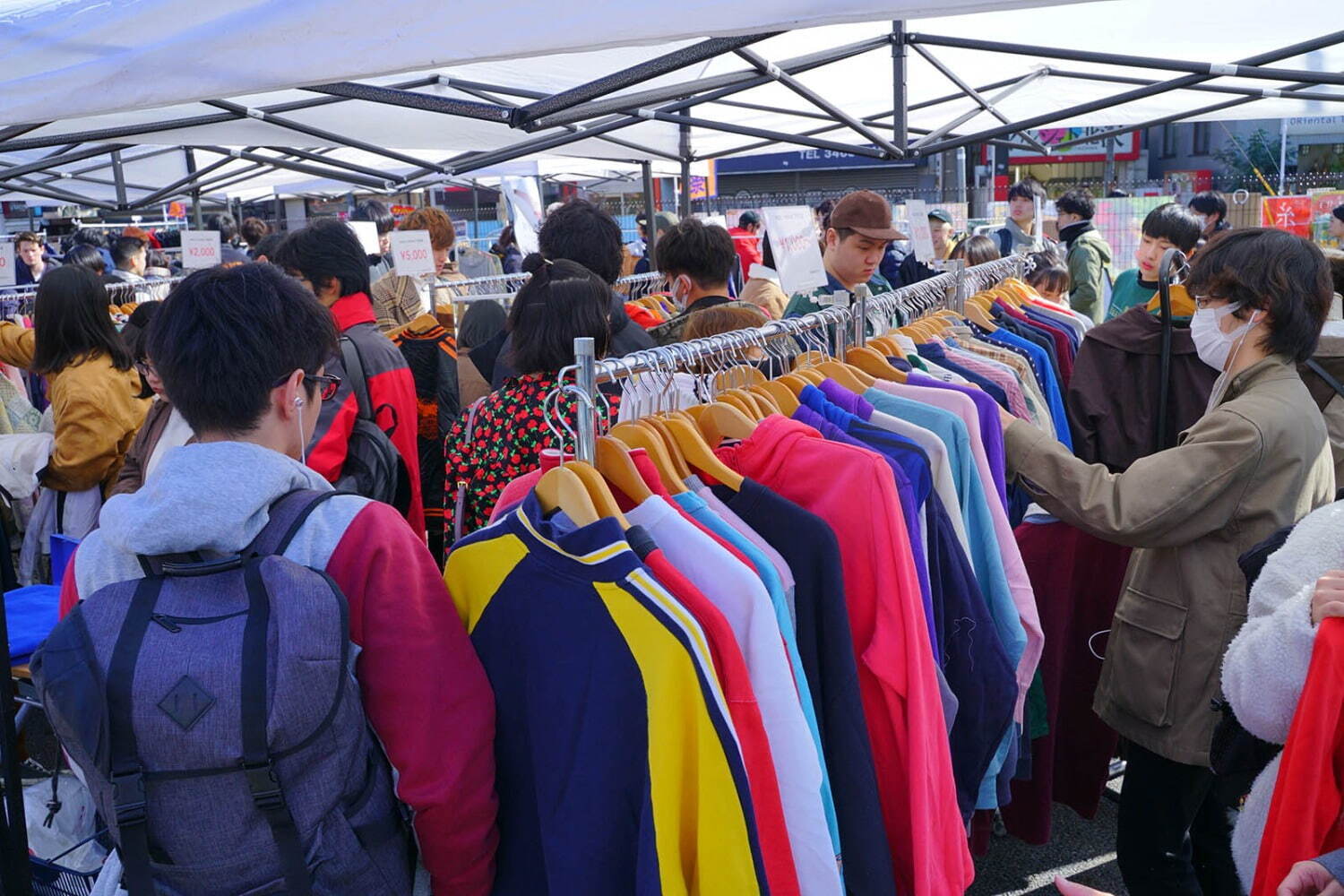 マーケット｜「下北沢古着マーケット＋」下北沢駅前で開催、駅周辺の古着屋＆雑貨屋が集結