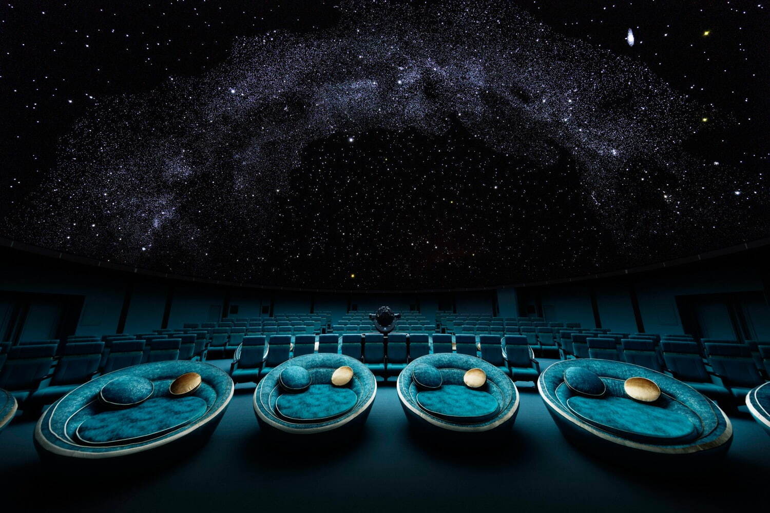 プラネタリアTOKYO「星とショコラ」パリの星空の下でサダハル・アオキ・パリのショコラを堪能｜写真2