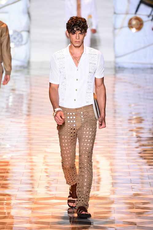 ヴェルサーチェ(VERSACE) 2015年春夏メンズコレクション  - 写真16