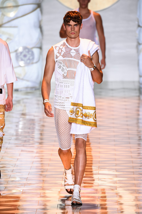 ヴェルサーチェ(VERSACE) 2015年春夏メンズコレクション  - 写真28