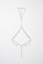 ミューラルの24年春夏新作、“あわいゆく花”のレイヤードドレス＆“花弁に滴る水滴”のビスチェ｜写真15