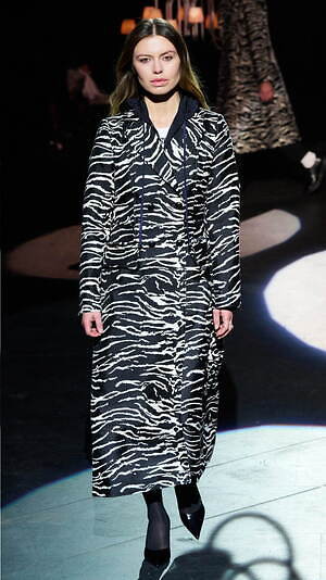 バウム ウンド ヘルガーテン(BAUM UND PFERDGARTEN) 2024-25年秋冬ウィメンズコレクション  - 写真29