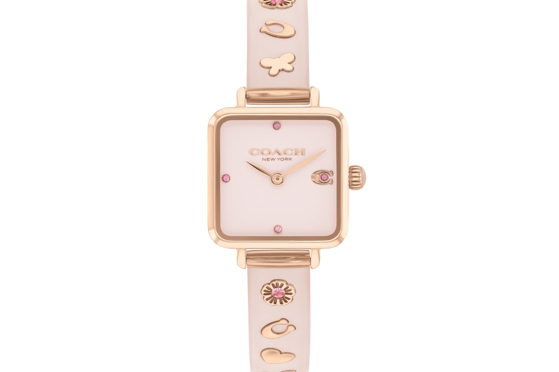コーチ24年新作腕時計、ハート＆蝶のモチーフ入りバングルウォッチやシンプルなラウンド型