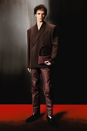 ミュグレー(MUGLER) 2024-25年秋冬ウィメンズコレクション  - 写真9