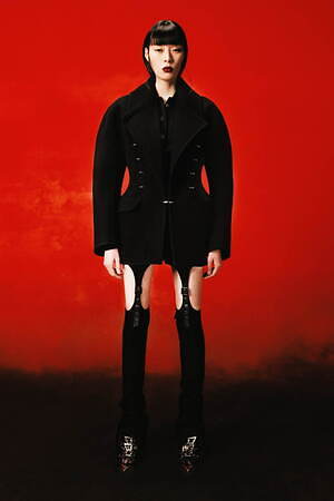 ミュグレー(MUGLER) 2024-25年秋冬ウィメンズコレクション  - 写真11