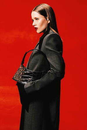 ミュグレー(MUGLER) 2024-25年秋冬ウィメンズコレクション  - 写真15