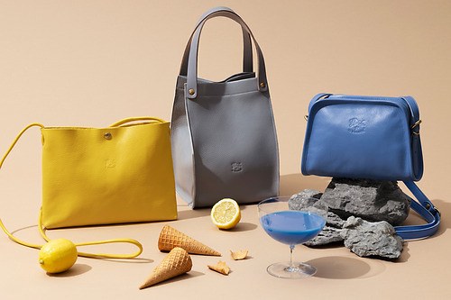 イル ビゾンテ24年春夏レザーバッグ＆ウォレット、“イタリアの海やレモン”着想の全3色で