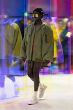 ヨシオクボ(yoshiokubo) 眩惑｜写真3