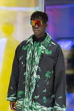 ヨシオクボ(yoshiokubo) 眩惑｜写真19