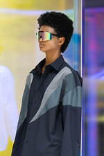 ヨシオクボ(yoshiokubo) 眩惑｜写真26