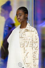 ヨシオクボ(yoshiokubo) 眩惑｜写真46