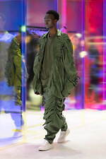 ヨシオクボ(yoshiokubo) 眩惑｜写真65