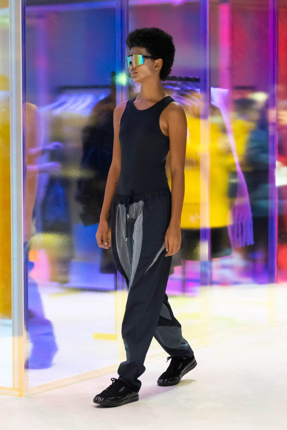 ヨシオクボ(yoshiokubo) 2024-25年秋冬ウィメンズ&メンズコレクション  - 写真21