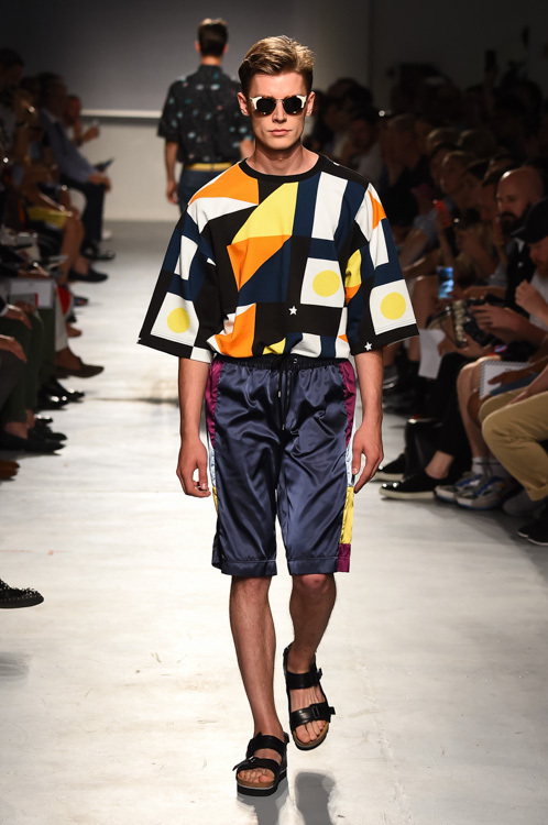 エムエスジーエム(MSGM) 2015年春夏ウィメンズ&メンズコレクション  - 写真36