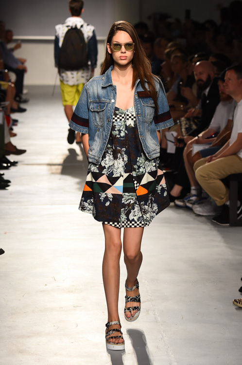 エムエスジーエム(MSGM) 2015年春夏ウィメンズ&メンズコレクション  - 写真43