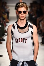 MSGM 2015年春夏コレクション - グルーヴィーな音楽で描き出す、50&60'sのカリフォルニア｜写真14