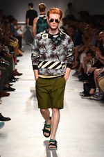 MSGM 2015年春夏コレクション - グルーヴィーな音楽で描き出す、50&60'sのカリフォルニア｜写真17