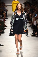 MSGM 2015年春夏コレクション - グルーヴィーな音楽で描き出す、50&60'sのカリフォルニア｜写真34