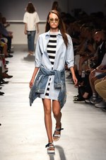 MSGM 2015年春夏コレクション - グルーヴィーな音楽で描き出す、50&60'sのカリフォルニア｜写真48