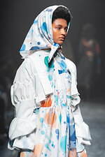 アンディサイデッド2024-25年秋冬コレクション - 夢への希望に煌めいて｜写真18