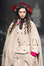 アンディサイデッド2024-25年秋冬コレクション - 夢への希望に煌めいて｜写真20