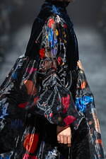 アンディサイデッド2024-25年秋冬コレクション - 夢への希望に煌めいて｜写真25