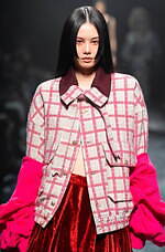 アンディサイデッド2024-25年秋冬コレクション - 夢への希望に煌めいて｜写真37