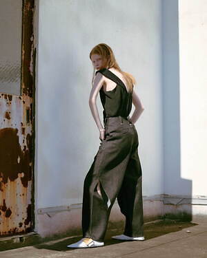 リヴィントーン(LIVINGTONE) 2024年春夏ウィメンズコレクション  - 写真3