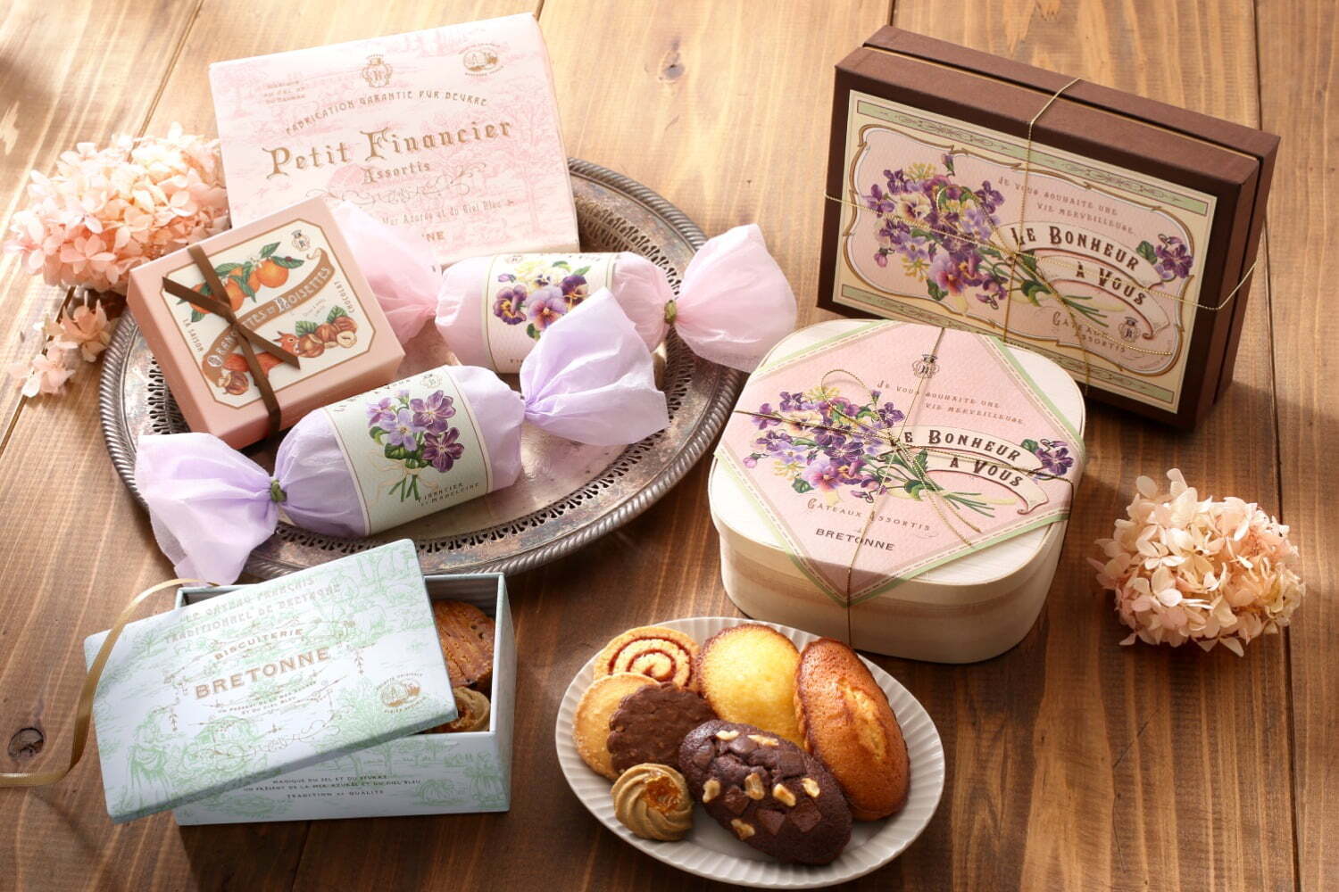 ビスキュイ｜ビスキュイテリエ ブルトンヌの2024年ホワイトデー＆春限定焼き菓子やクッキー缶