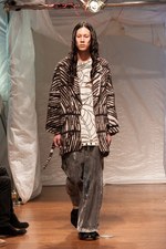 セレクトショップ「ヴット(Wut) 」のファッションショー - アーミーなバロック・スタイル｜写真12