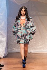 セレクトショップ「ヴット(Wut) 」のファッションショー - アーミーなバロック・スタイル｜写真14