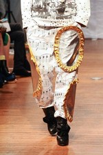 セレクトショップ「ヴット(Wut) 」のファッションショー - アーミーなバロック・スタイル｜写真34