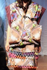 セレクトショップ「ヴット(Wut) 」のファッションショー - アーミーなバロック・スタイル｜写真53