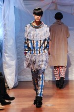 セレクトショップ「ヴット(Wut) 」のファッションショー - アーミーなバロック・スタイル｜写真54