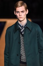プラダ(PRADA) 2015年春夏メンズコレクション - 0番ステッチのテーラード｜写真71