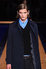 プラダ(PRADA) 2015年春夏メンズコレクション - 0番ステッチのテーラード｜写真85