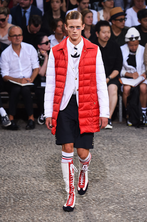 モンクレール ガム・ブルー(MONCLER GAMME BLEU) 2015年春夏ウィメンズ&メンズコレクション シルエット - 写真11