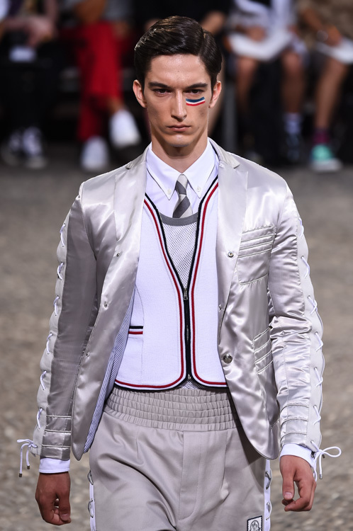 モンクレール ガム・ブルー(MONCLER GAMME BLEU) 2015年春夏ウィメンズ&メンズコレクション ディテール - 写真27