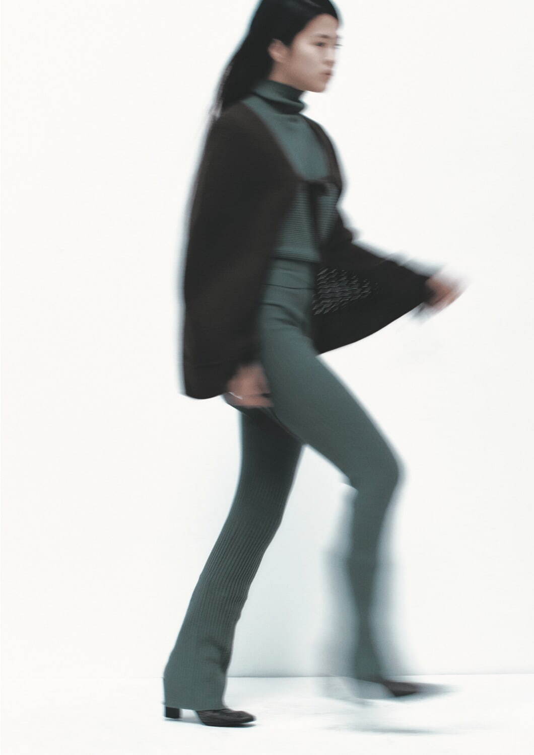 ジューキフ(JUUKIFF) 2024-25年秋冬ウィメンズコレクション  - 写真7