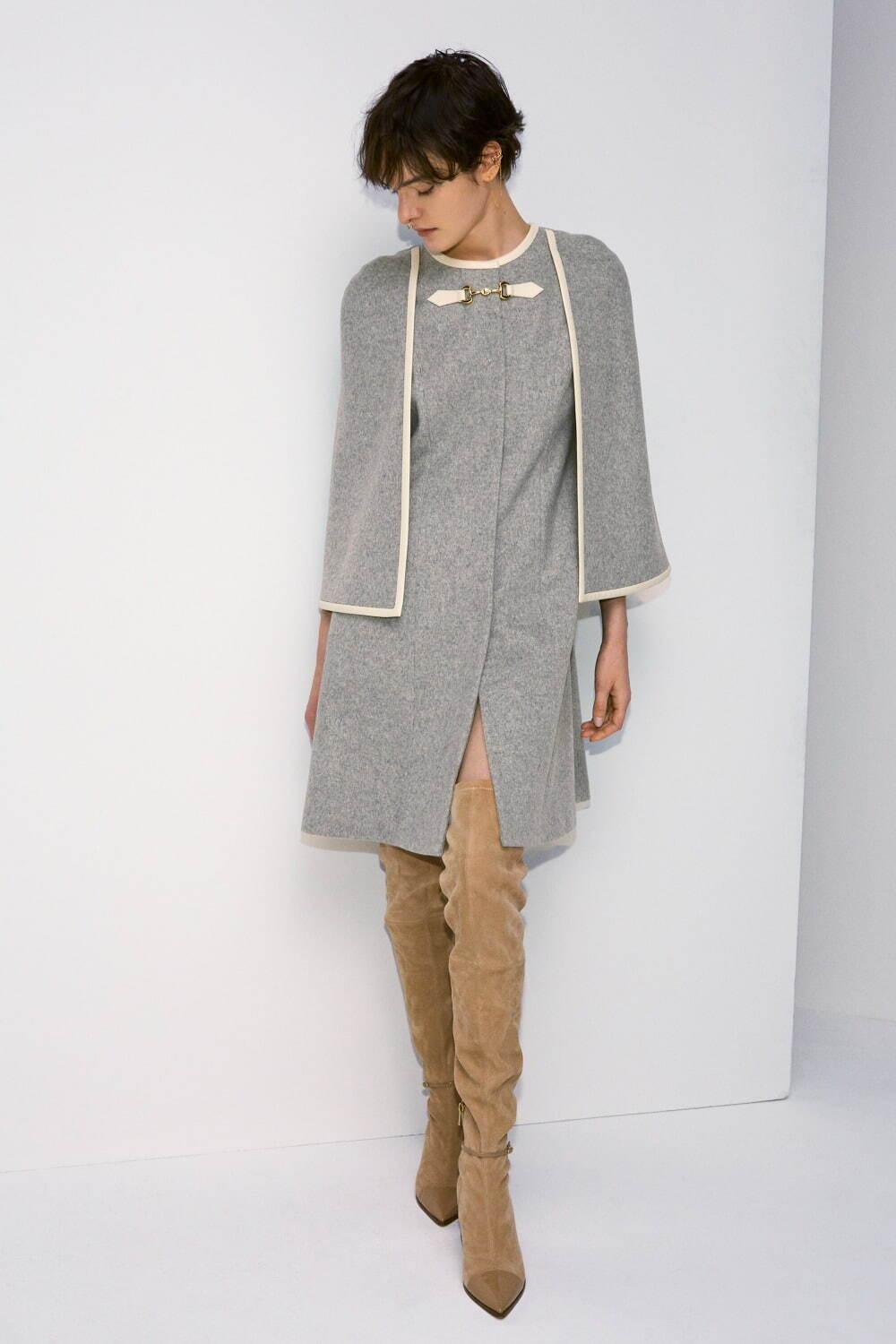 アディアム 2024-25年秋冬｜ ケープ