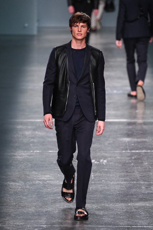 FENDI フェンディ ルックブック 速報！！！フェンディ 2025年春夏 メンズコレクション
