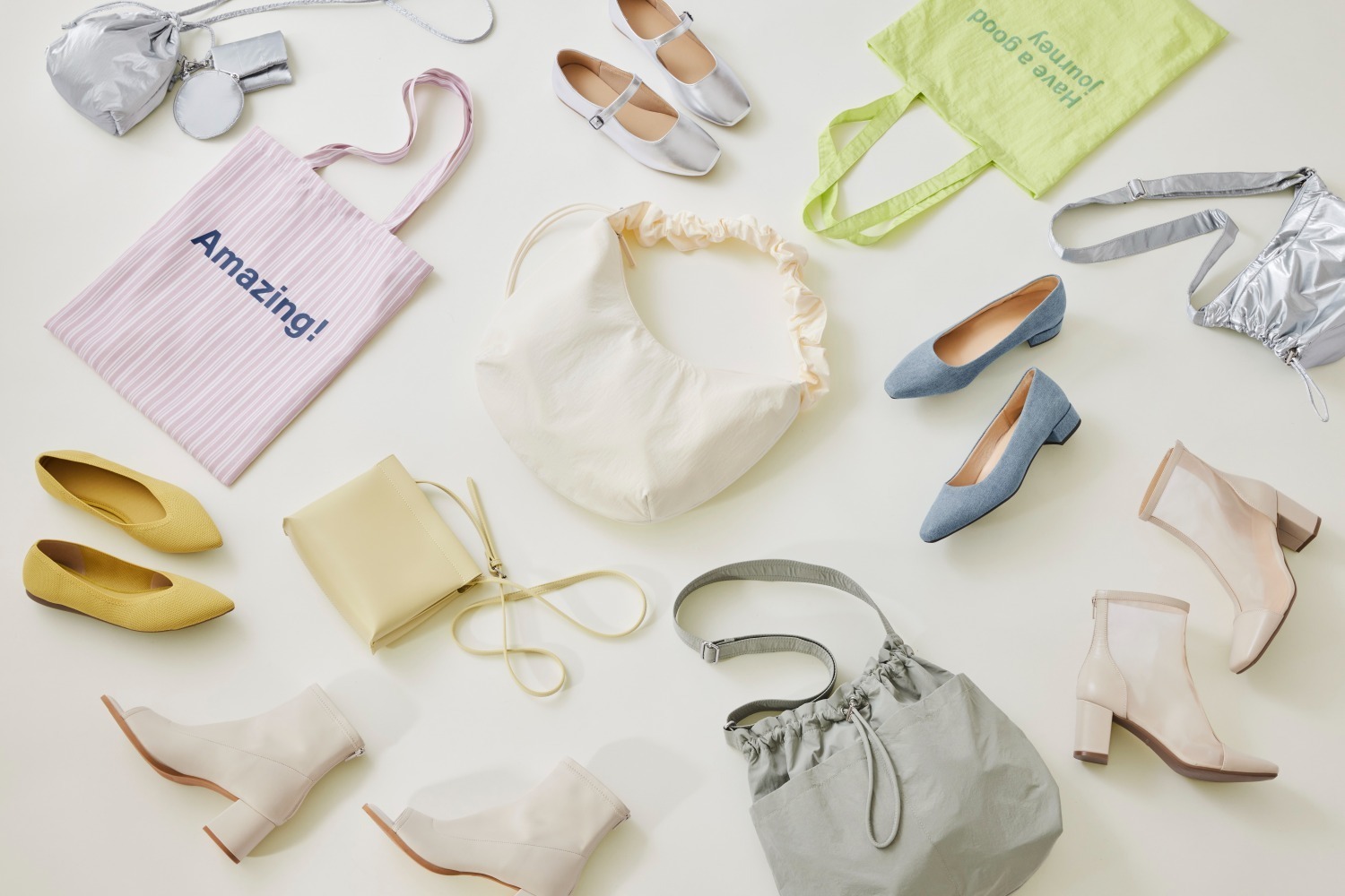 ベロア｜GU“ギャザーハンドル”のナイロンバッグ＆メッセージ入りトート、ハートネックレスなどアクセサリーも