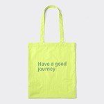 GU“ギャザーハンドル”のナイロンバッグ＆メッセージ入りトート、ハートネックレスなどアクセサリーも｜写真17