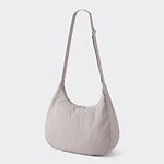 GU“ギャザーハンドル”のナイロンバッグ＆メッセージ入りトート、ハートネックレスなどアクセサリーも｜写真5