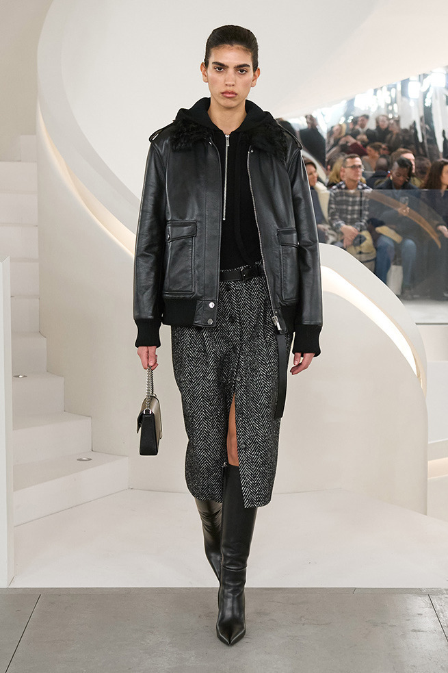 マイケル・コース(MICHAEL KORS) 2024-25年秋冬ウィメンズ