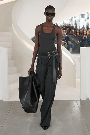 マイケル・コース(MICHAEL KORS) 2024-25年秋冬ウィメンズコレクション  - 写真13