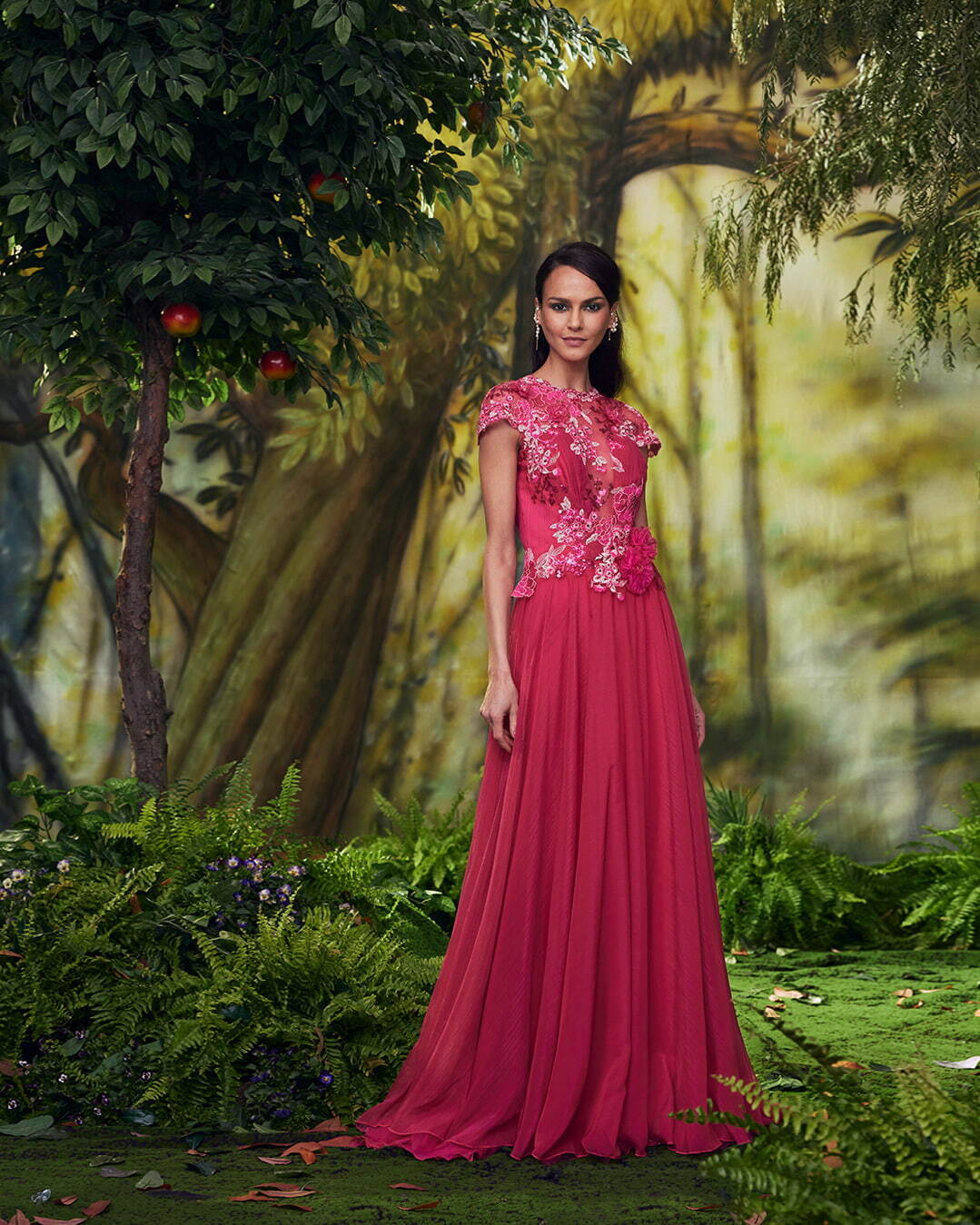 タダシ ショージ(TADASHI SHOJI) 2024-25年秋冬ウィメンズ