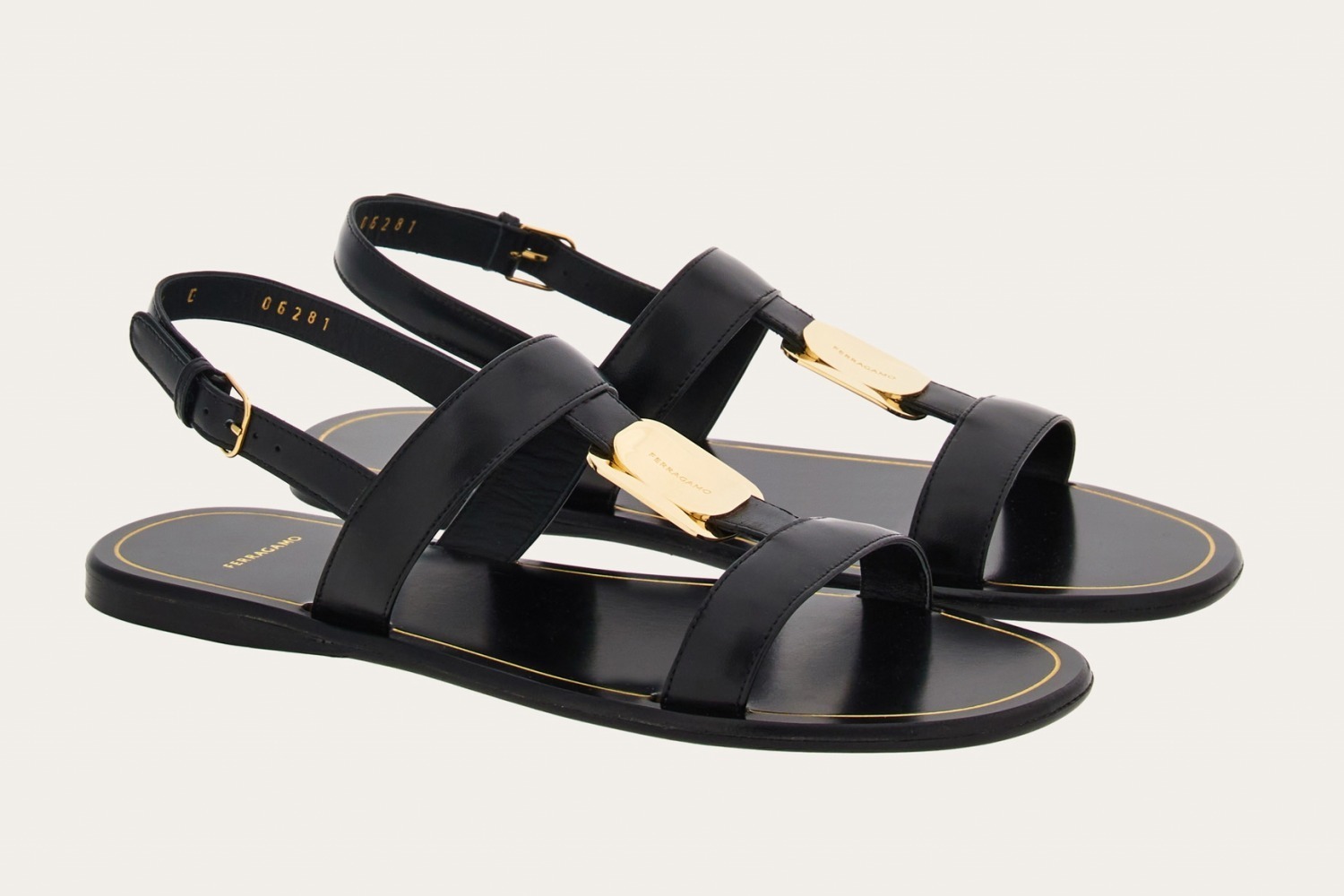 ウェッジソール｜おすすめレディースサンダル＜2024年春夏＞スポーツサンダル＆厚底サンダルなど、人気ブランドの新作